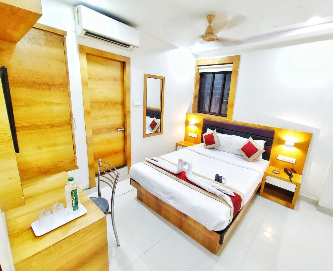 Gateway Suites Mumbai Exterior foto